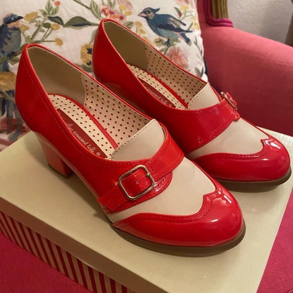 bait footwear Shoes - B.a.i.t / Rachelle Poppy Red Heels size 6